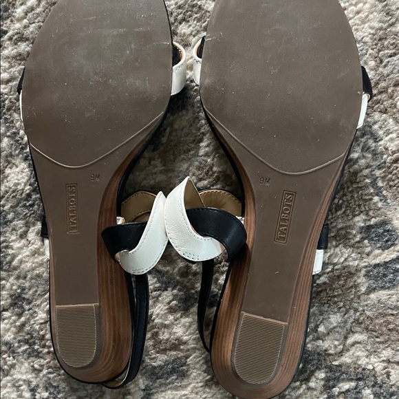 Talbots Capri Twist Mini Wedge Leather sandals. NWOT size 9 - Picture 8 of 9